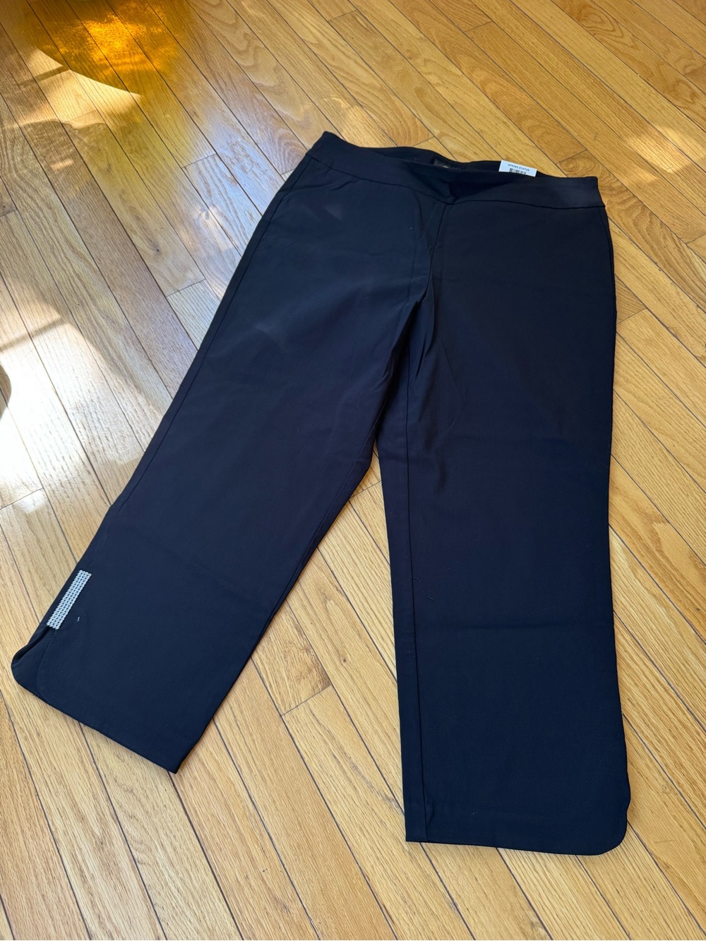 JM Collection Rhinestone Women's Capris Stretch